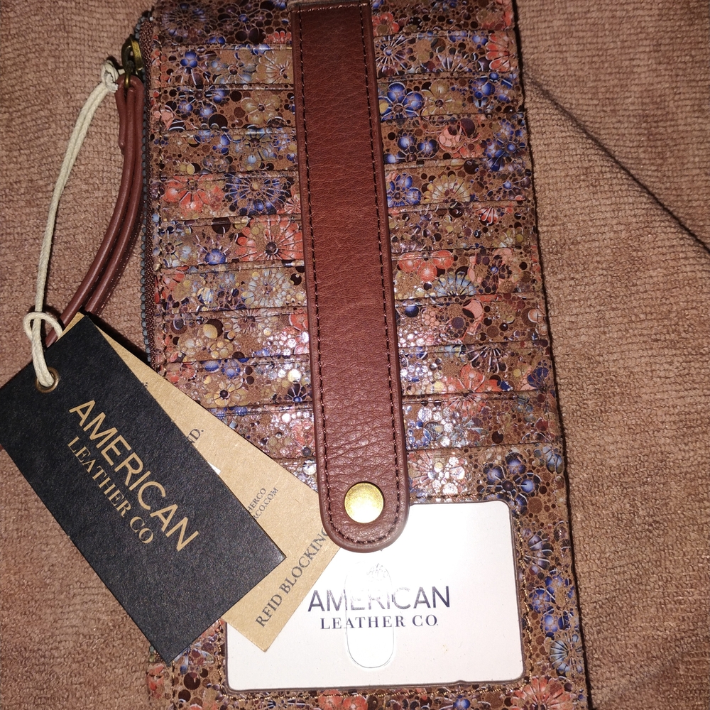 American Leather Co. Bristol Wristlet Wallet